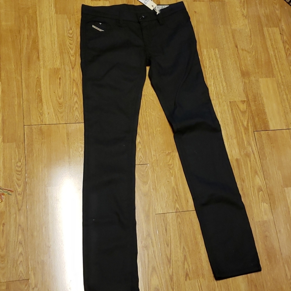 NWT Diesel black Livy 26 long 32 pant